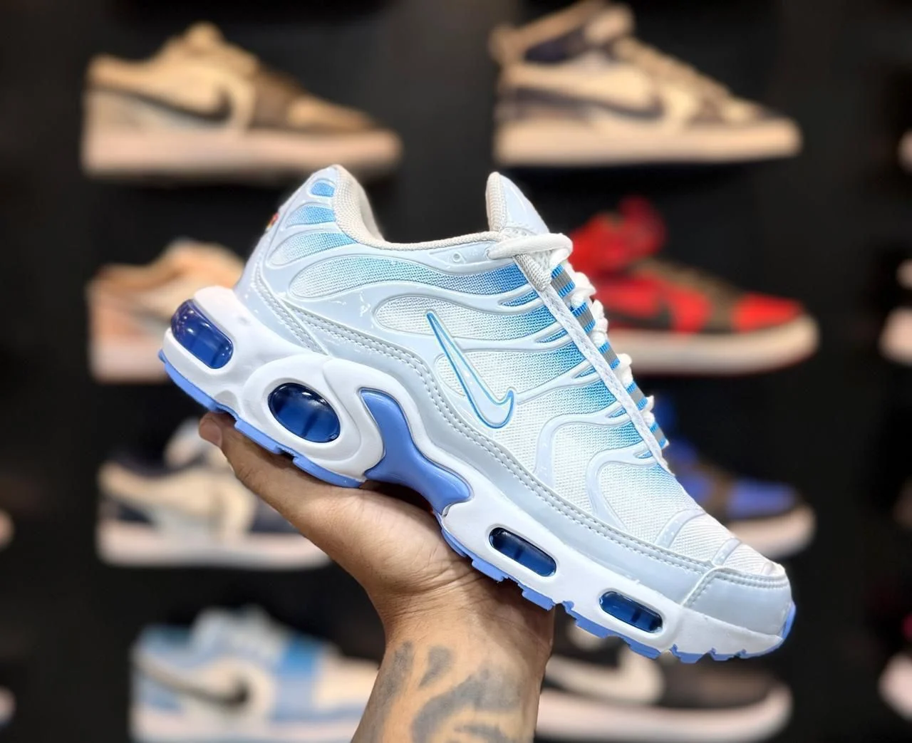 NIKE TN